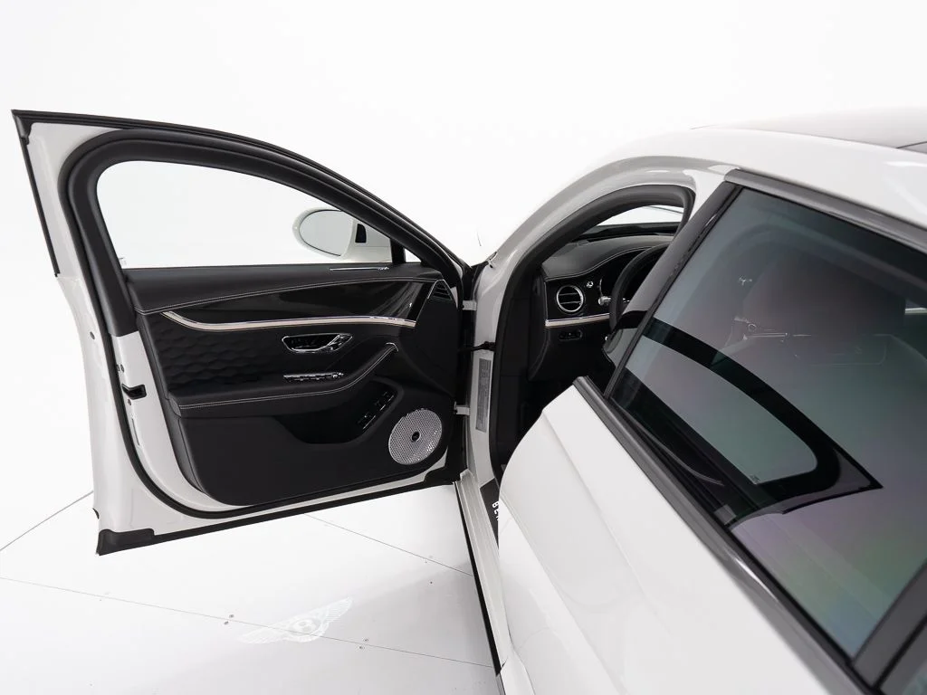 Used 2025 Glacier White Bentley Speed First Edition image 10