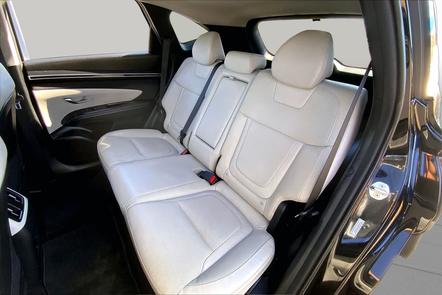 Used 2022 Phantom Black Hyundai Limited image 21