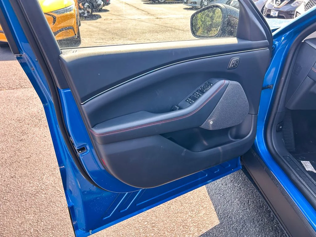 New 2026 Velocity Blue Metallic Ford Premium image 11