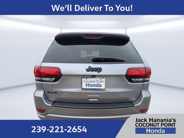 Used 2020 Silver Jeep Altitude image 5