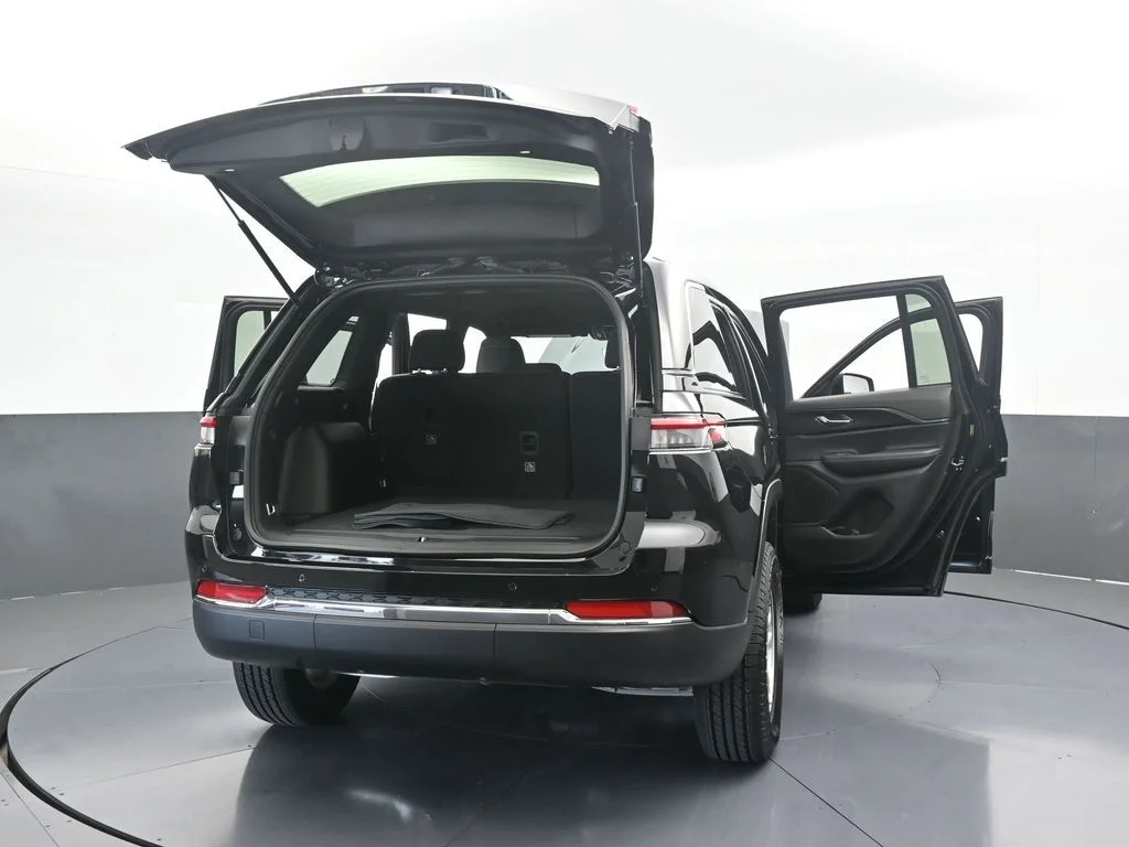 2025 Jeep Grand Cherokee Laredo - Photo 71