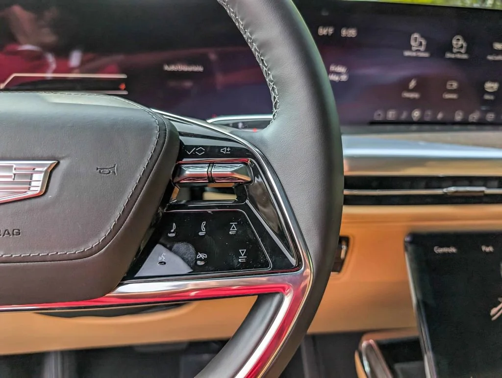 2025 Cadillac Escalade IQ Luxury 2 - Photo 28