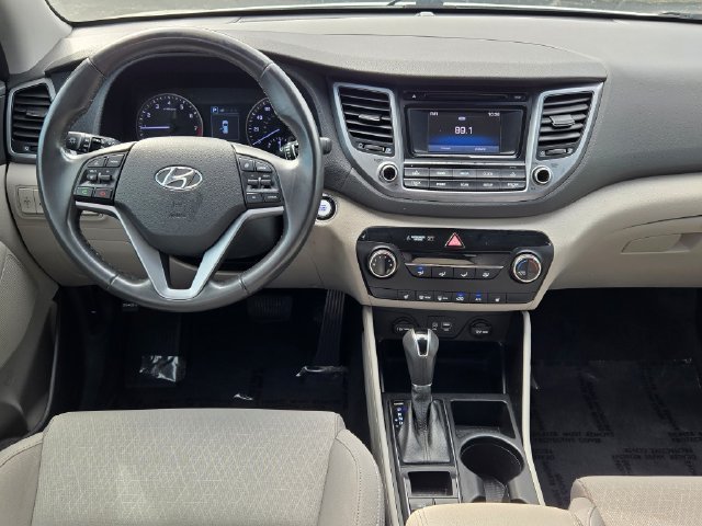 Used 2016 Silver Hyundai Sport image 16