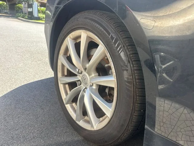 Used 2011 Black INFINITI Journey image 14