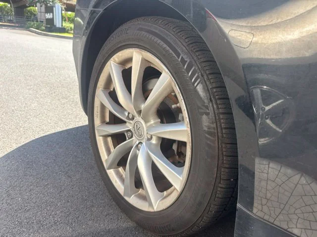Used 2011 Black INFINITI Journey image 14