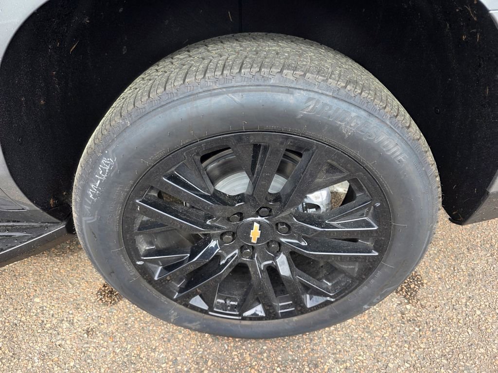 New 2026 Sterling Gray Metallic Chevrolet Premier image 24