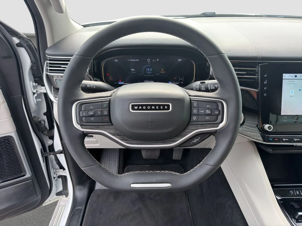 Used 2022 White Jeep Series III image 10