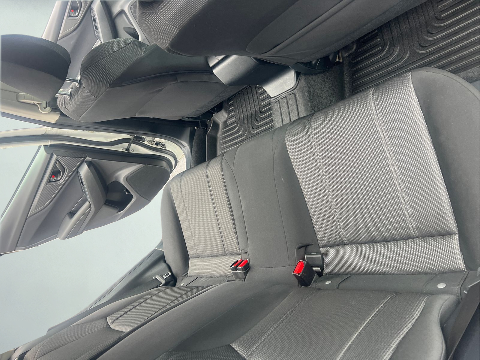 Used 2020 Crystal White Pearl Subaru Base image 11