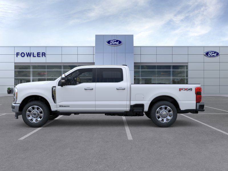 New 2026 Star White Metallic Tri-Coat Ford F-250® King Ranch® image 32
