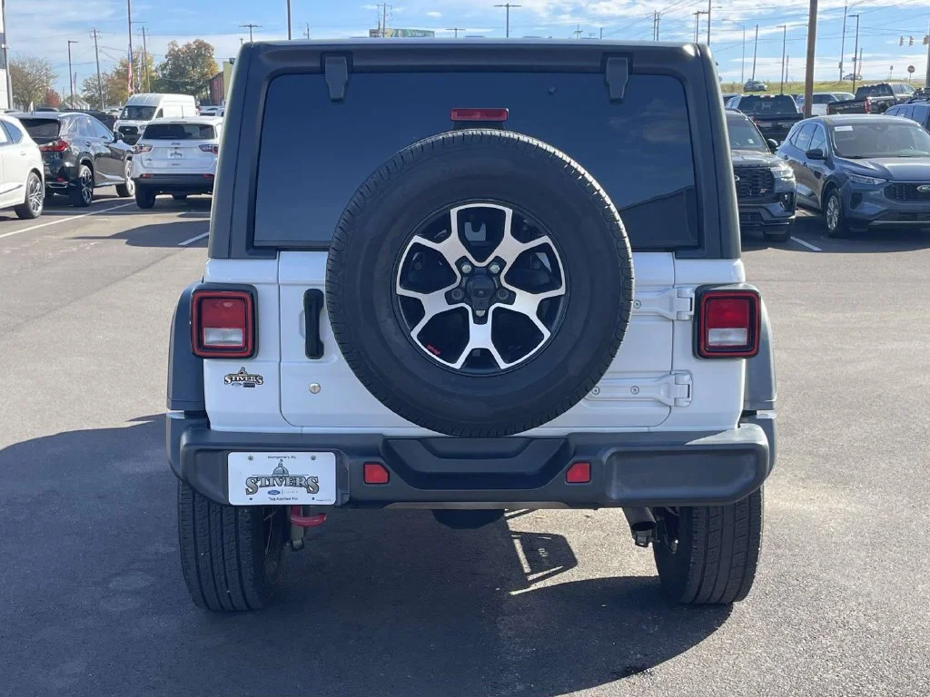 Used 2020 White Jeep Unlimited Rubicon image 4