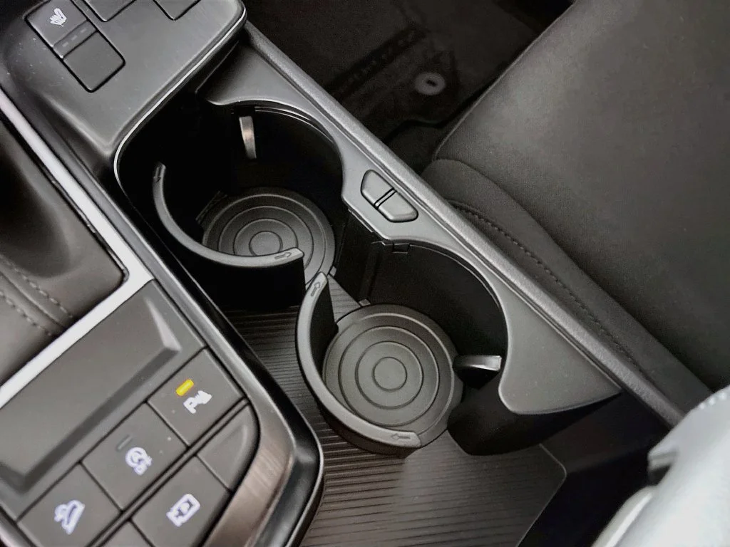 New 2027 Fusion Black Kia LX image 15