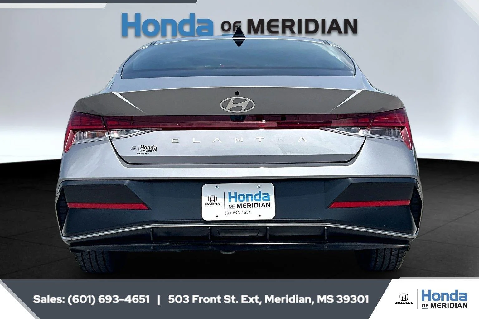 Used 2025 Fluid Metal Hyundai SEL Convenience image 4