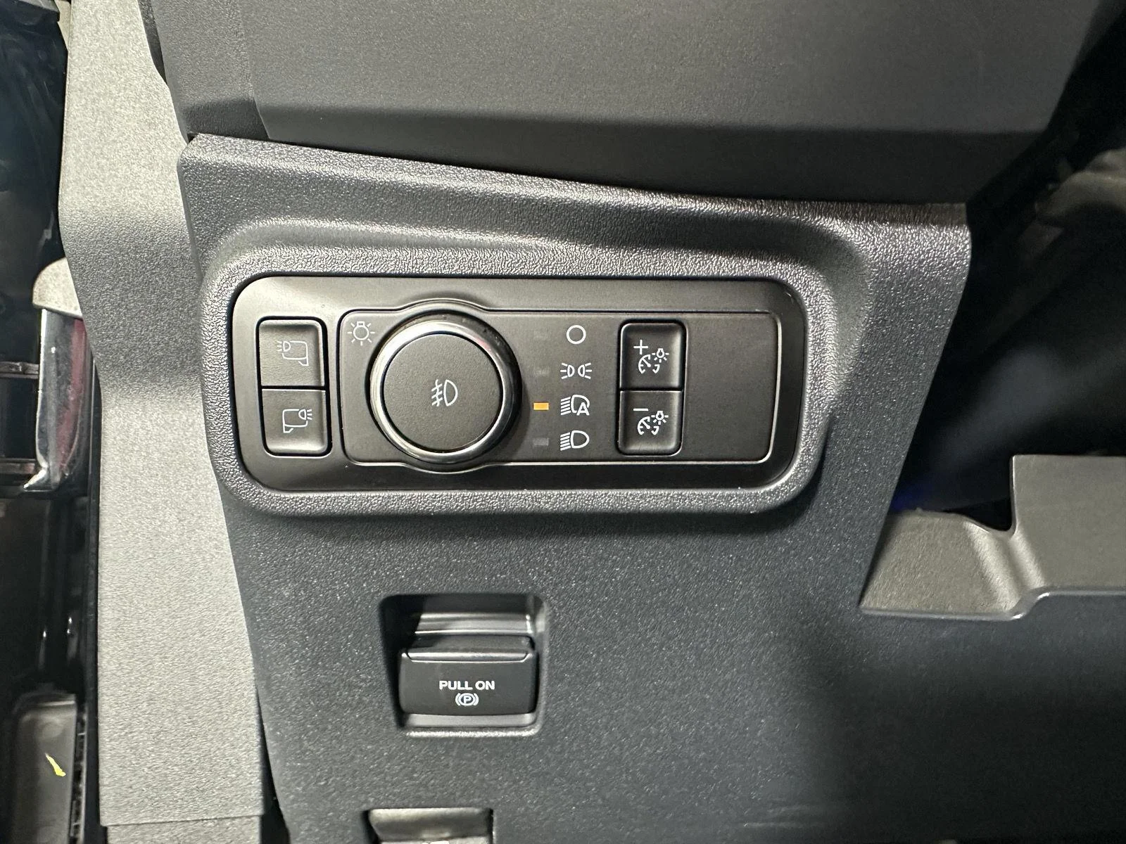 Used 2025 Shadow Black Ford Outer Banks image 39