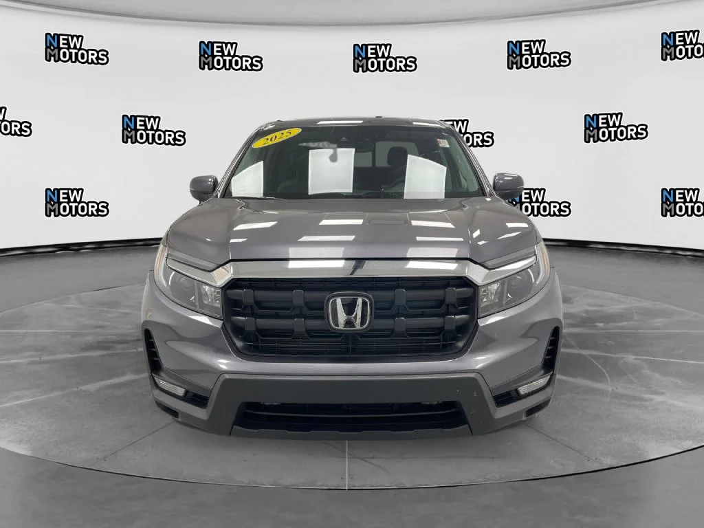 Used 2025 Black Honda RTL image 6