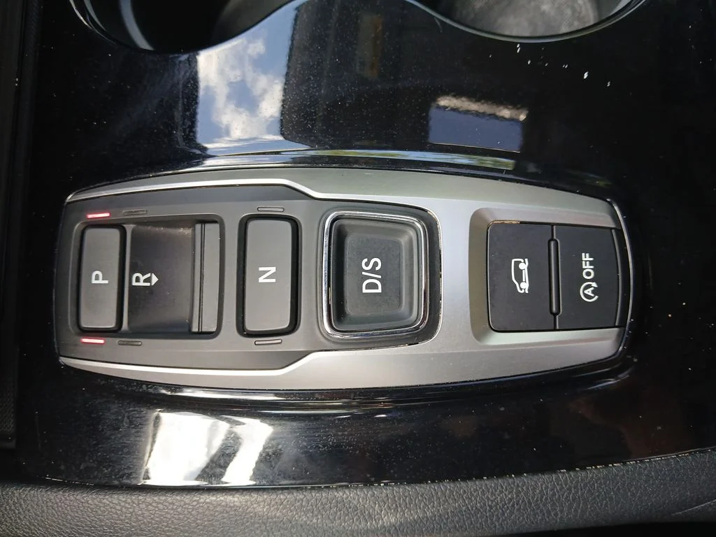 Used 2022 Blue Honda Elite image 33