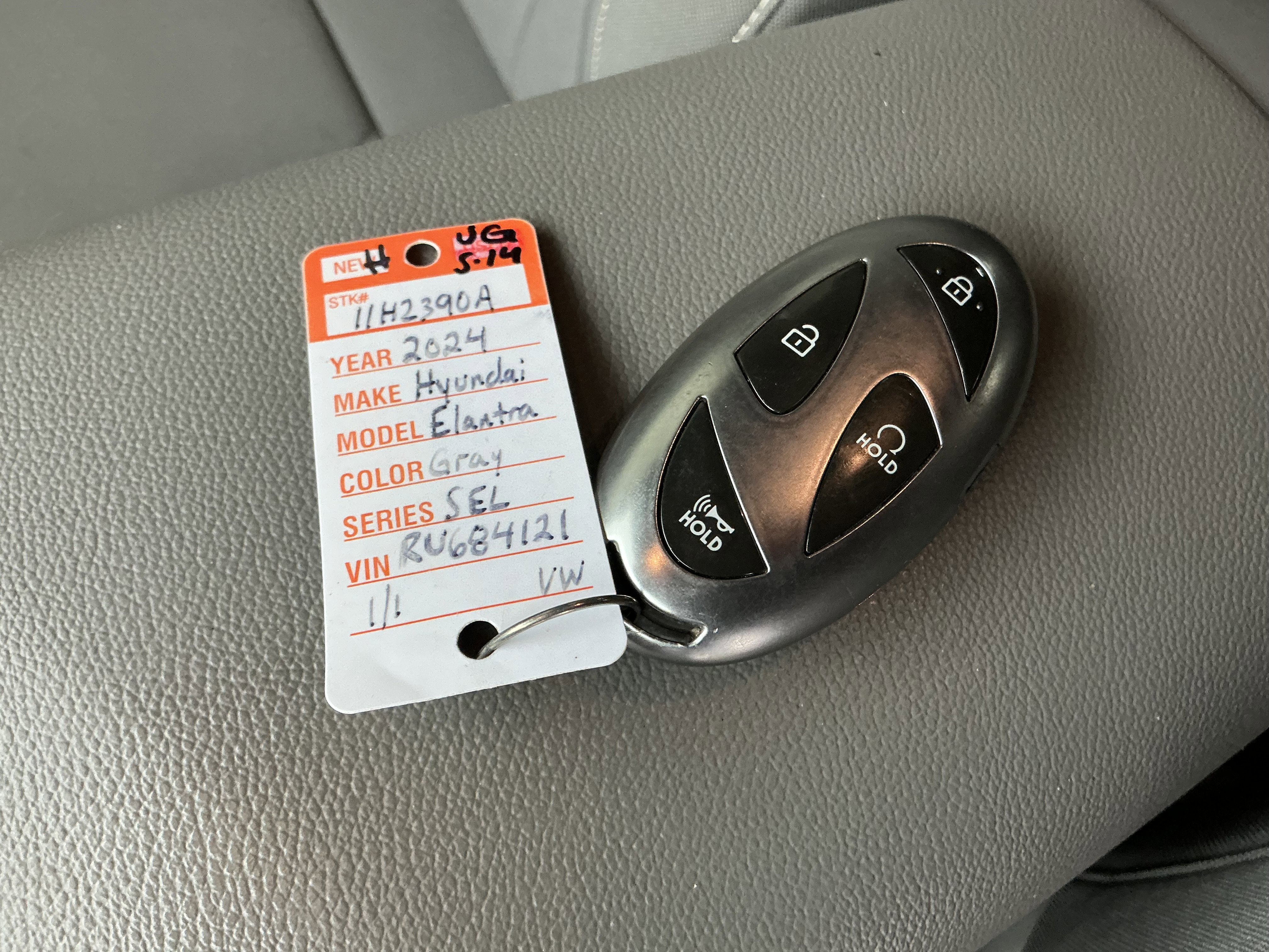 2024 Hyundai Elantra SEL - Photo 8