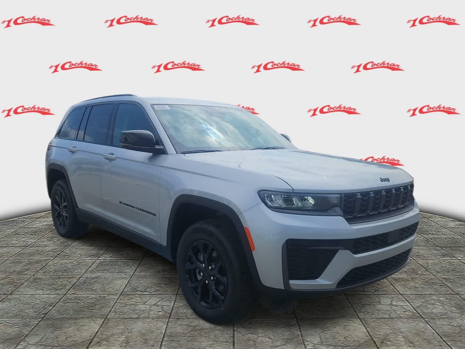 New 2026 Silver Zynith Jeep Laredo Altitude image 7