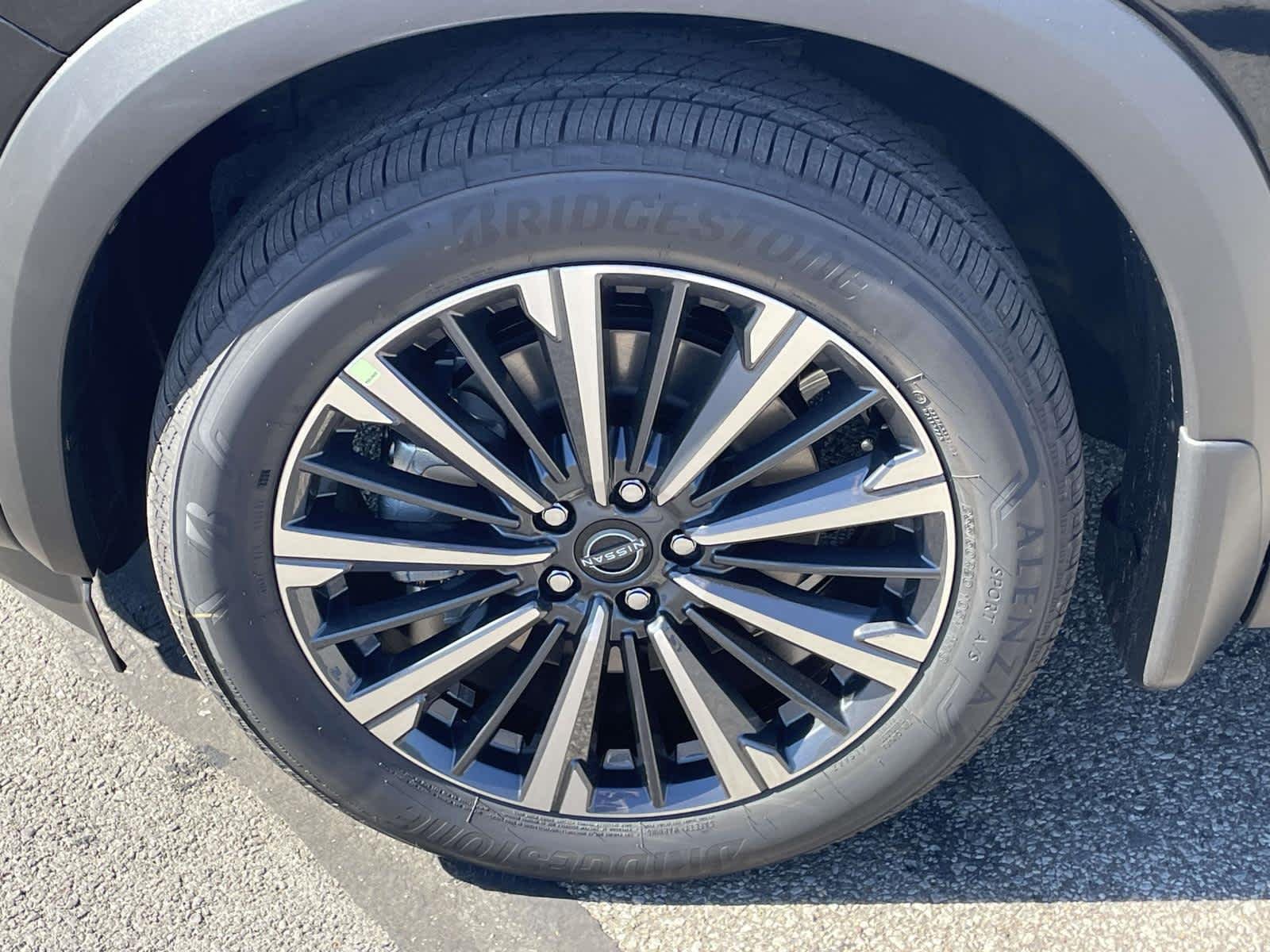 New 2026 Super Black Nissan Platinum image 15