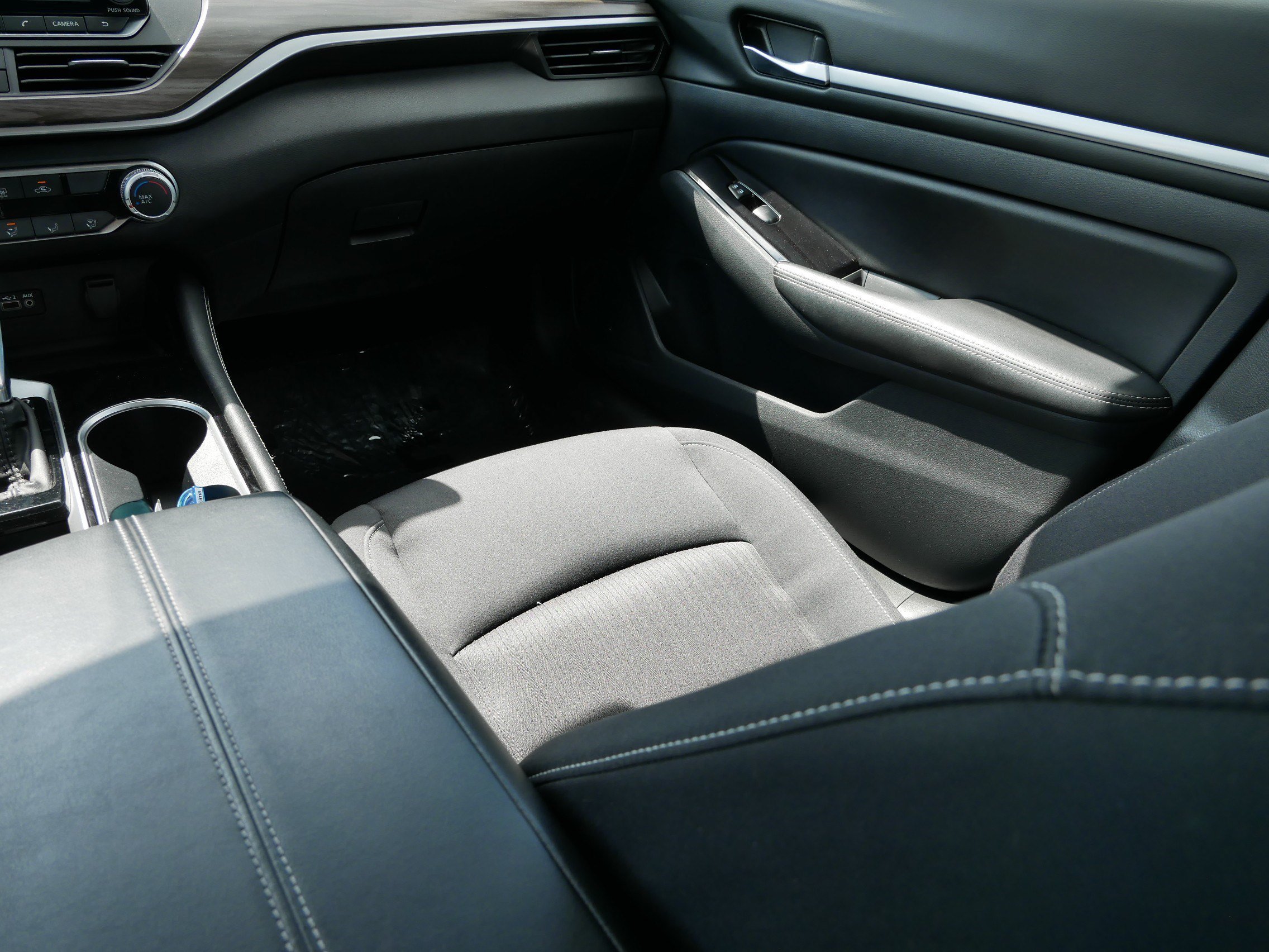 2023 Nissan Altima SV - Photo 11