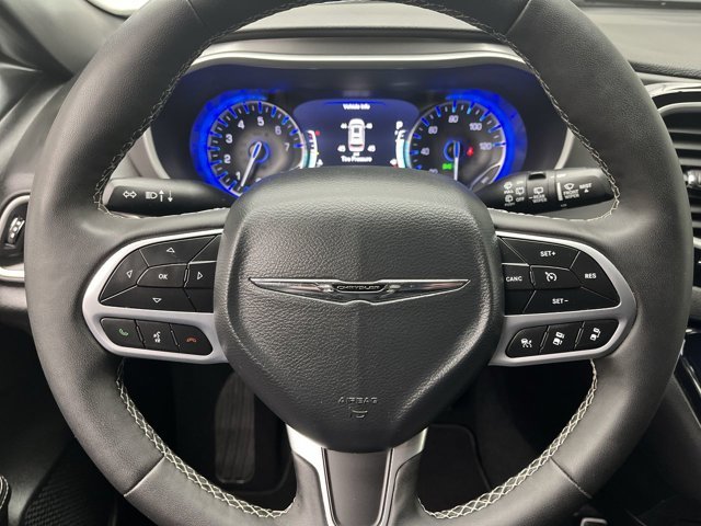 2025 Chrysler Pacifica Select - Photo 15