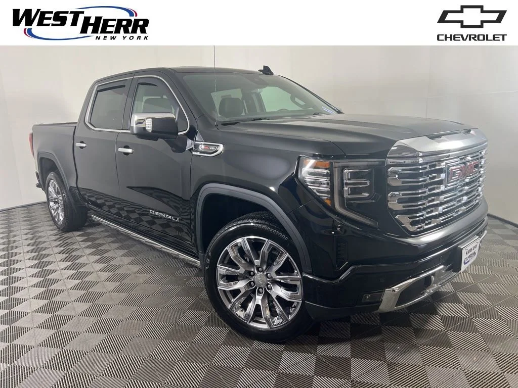 2025 GMC Sierra 4WD Crew Cab Short Box Denali's photo