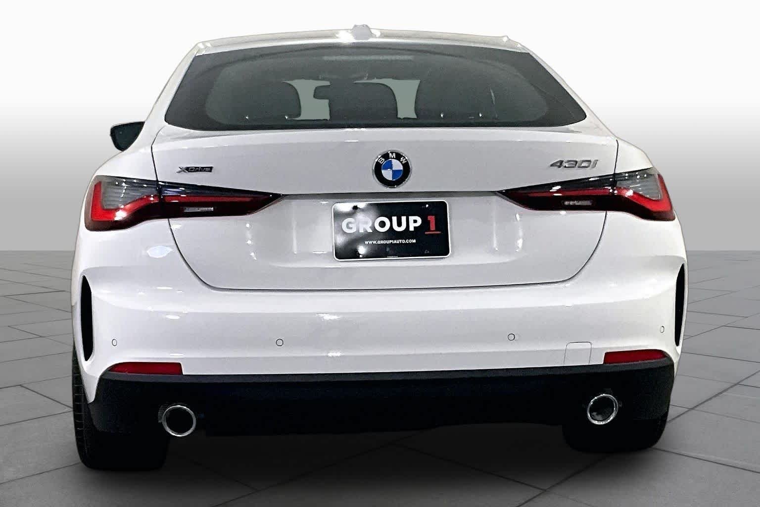 New 2026 Alpine White BMW 430i xDrive image 4