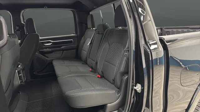 New 2026 Diamond Black Crystal Pearl-Coat Exterior Paint RAM Big Horn/Lone Star image 22