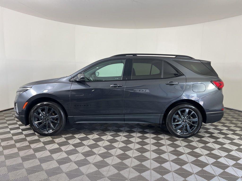 Used 2023 Iron Gray Chevrolet RS image 27
