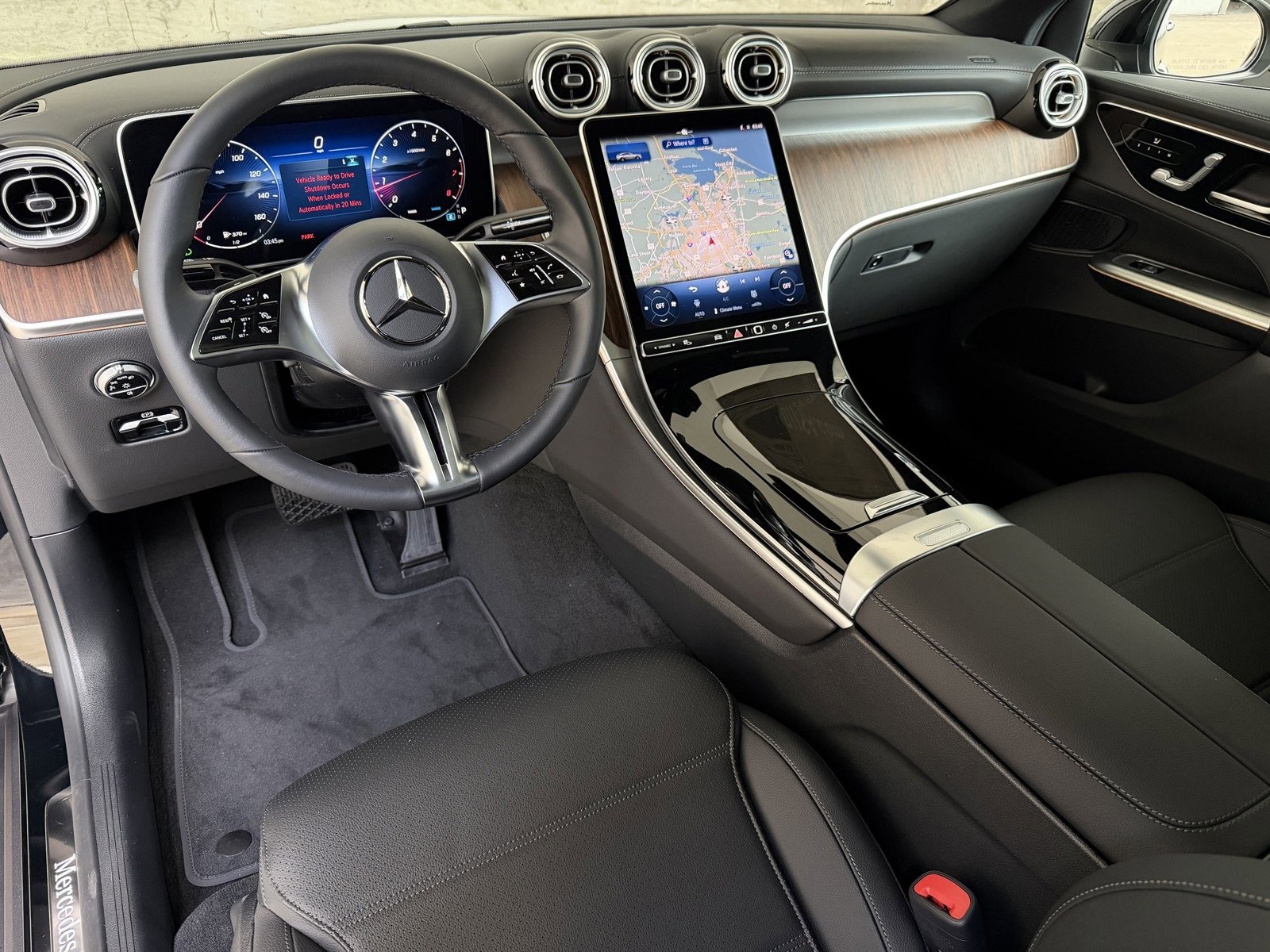New 2026 Black Mercedes-Benz GLC 300 image 31