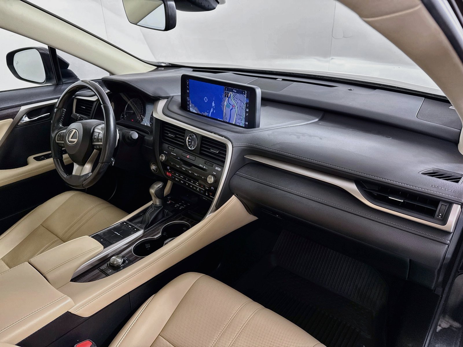 Used 2022 Black Lexus 350 image 31