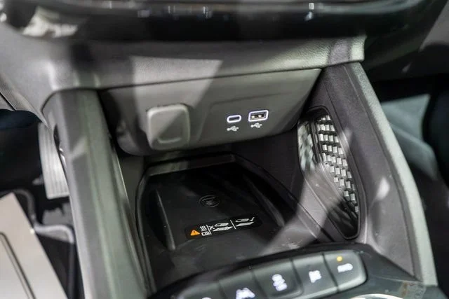 New 2026 Summit White Chevrolet LT image 23