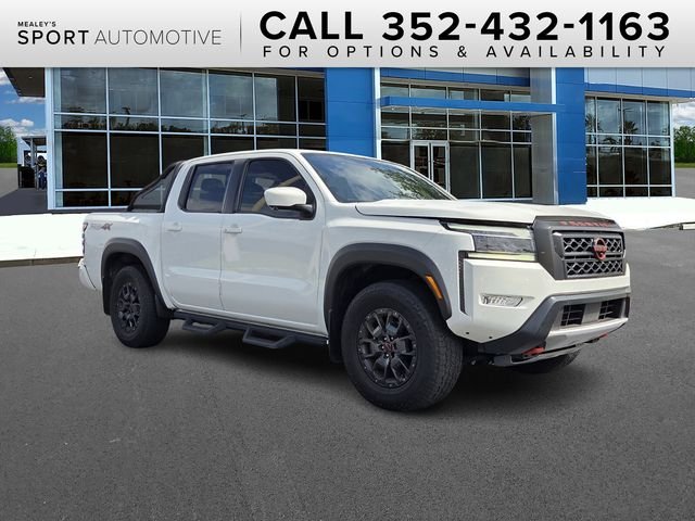 2022 Nissan Frontier PRO-4X Crew Cab 4WD
