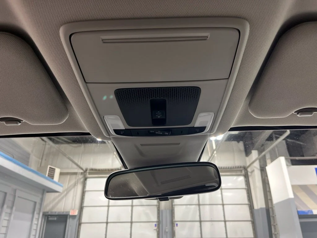 Used 2026 Urban Gray Pearl Honda EX image 25