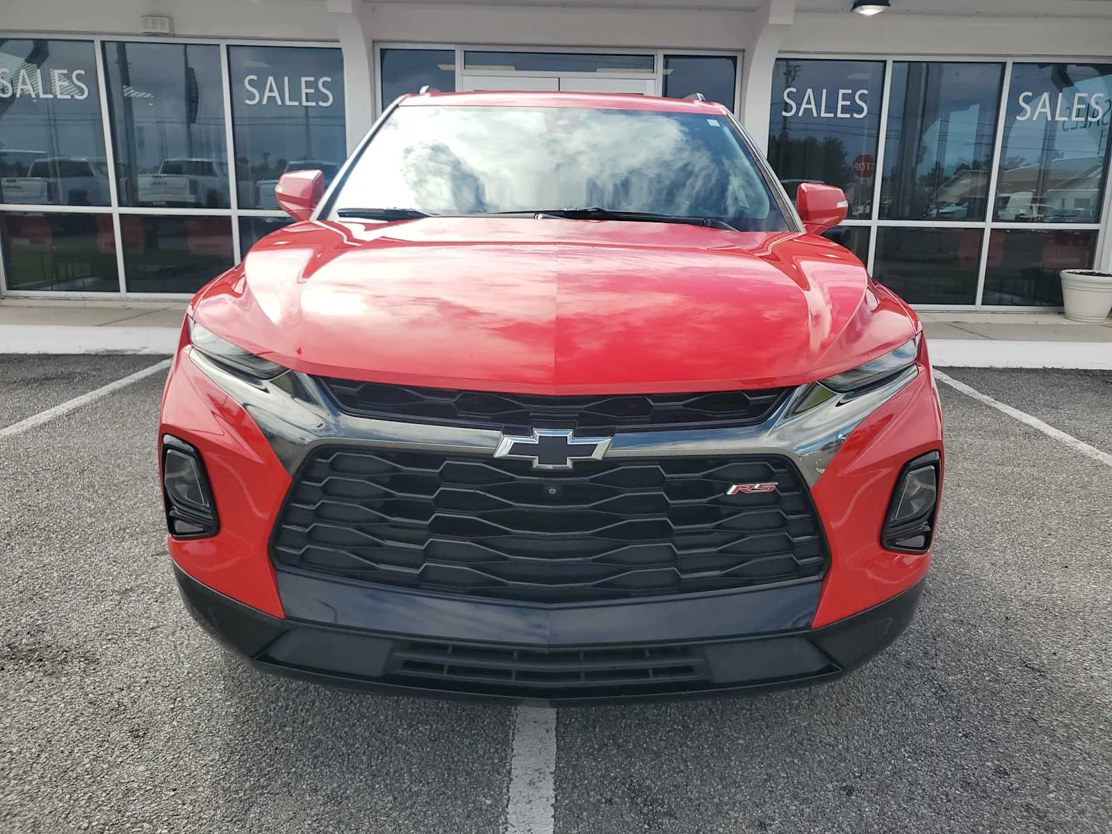 Used 2019 RED HOT Chevrolet RS image 12