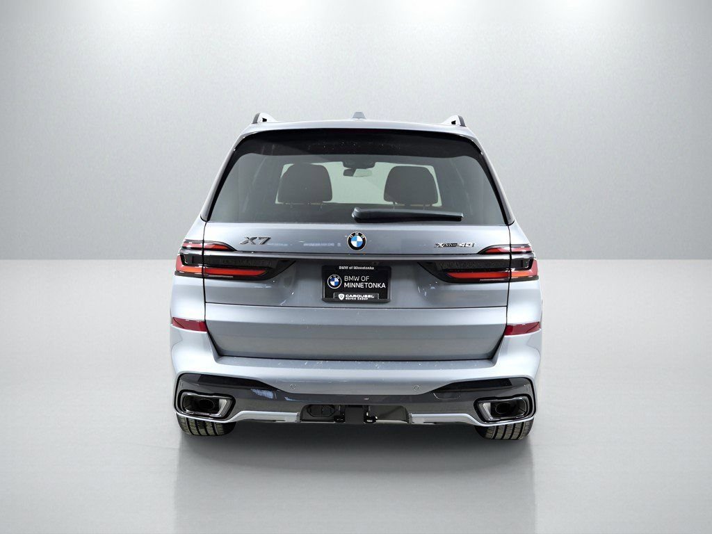 Used 2026 Gray BMW xDrive40i image 11