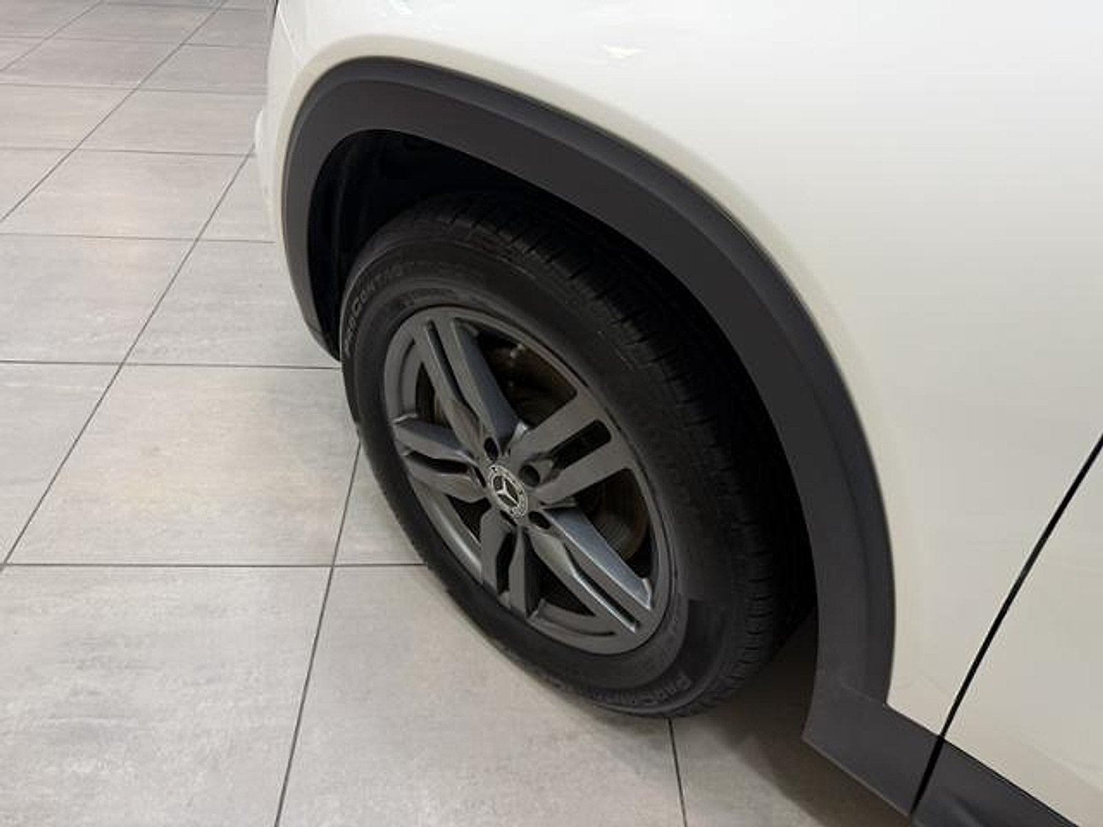 Used 2025 Polar White Mercedes-Benz  image 6