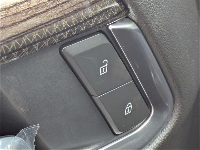 New 2026 Black Chevrolet LT image 28