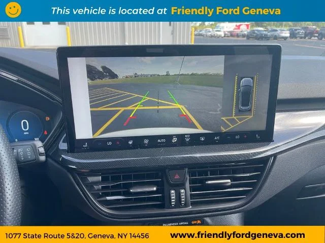 Used 2023 White Metallic Ford ST-Line Select image 21