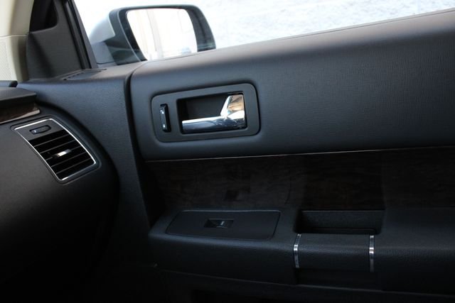 Used 2019 Silver Ford Limited image 20
