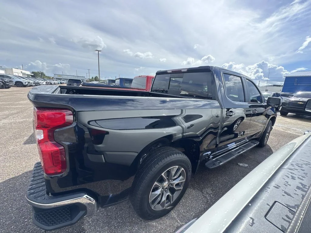 Certified Used 2020 Black Chevrolet LT image 14