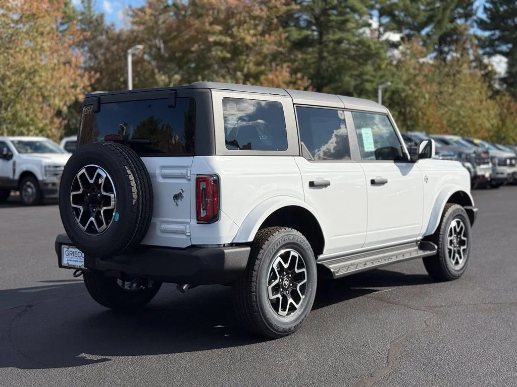 New 2026 White Ford Outer Banks image 4