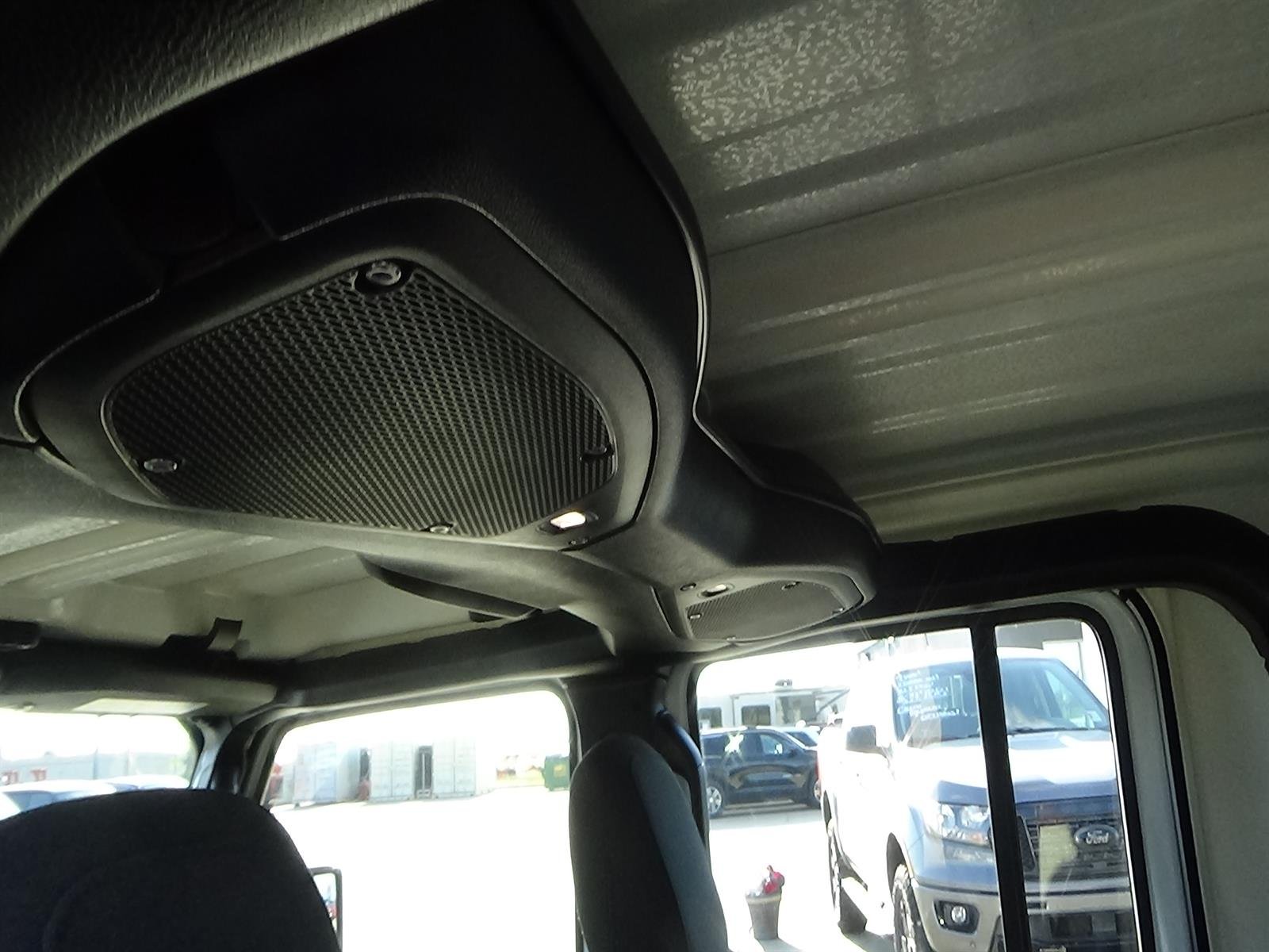 Certified Used 2025 Bright White Clear Coat (pw7) Jeep Sport image 13