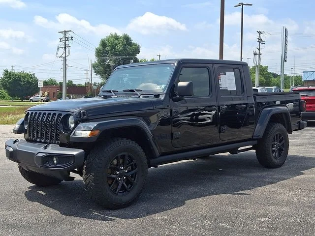 Used 2022 Black Jeep Sport image 5