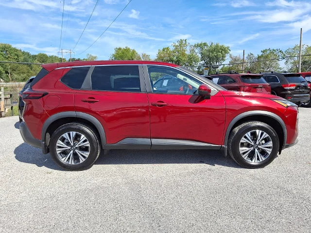 Used 2023 Red Nissan SV image 7