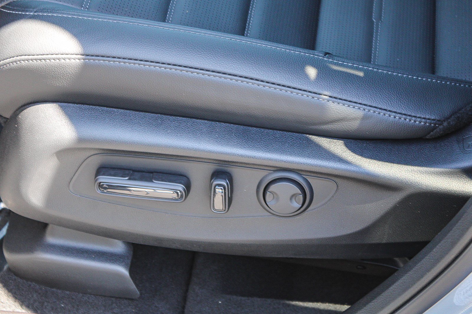 2025 Honda CR-V EX-L - Photo 22