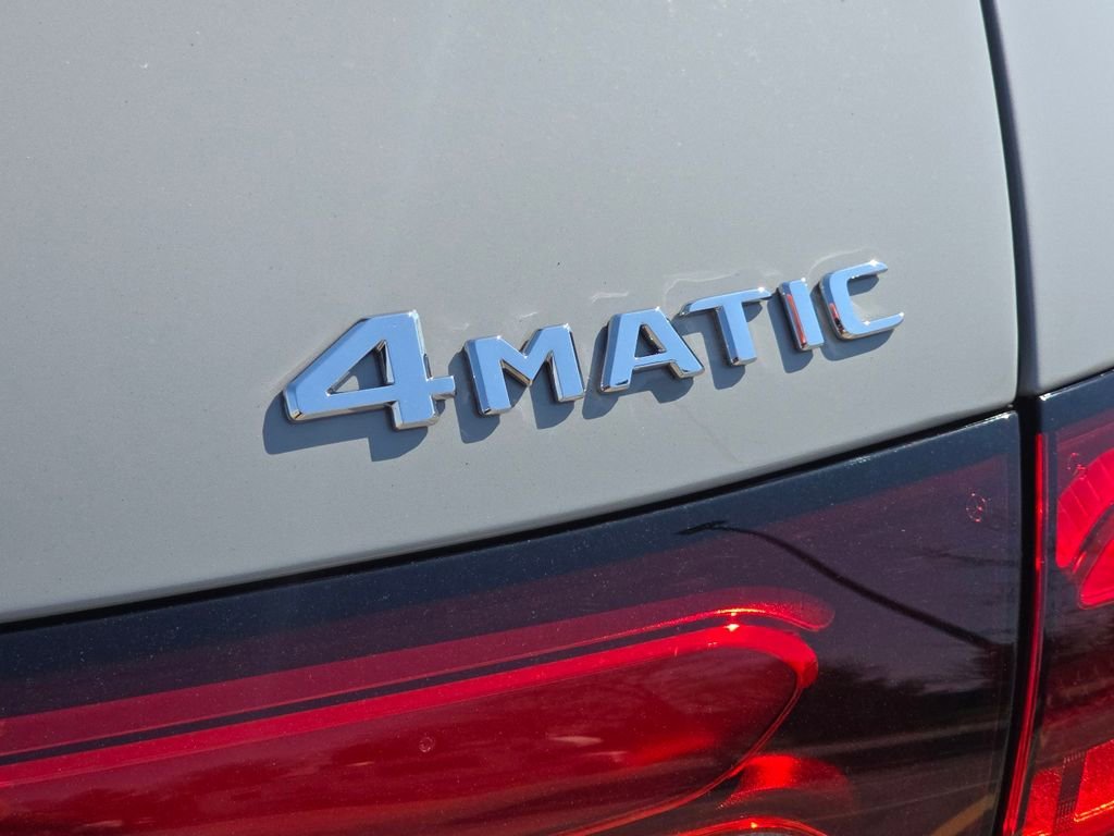 New 2026 MANUFAKTUR Alpine Grey Mercedes-Benz GLC 300 image 44