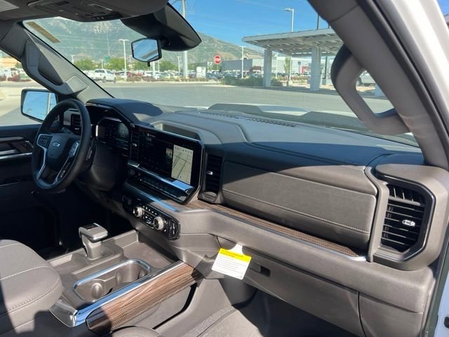 New 2026 Summit White Chevrolet LT Trail Boss image 32