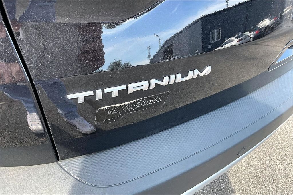 Used 2022 Black Ford Titanium image 6