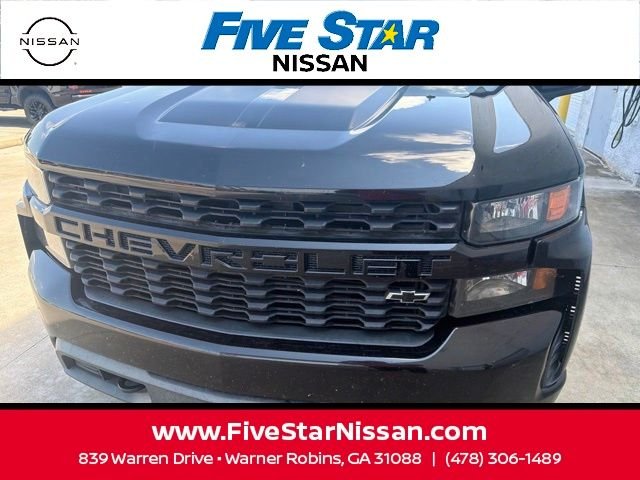 Used 2020 Black Chevrolet Custom image 21