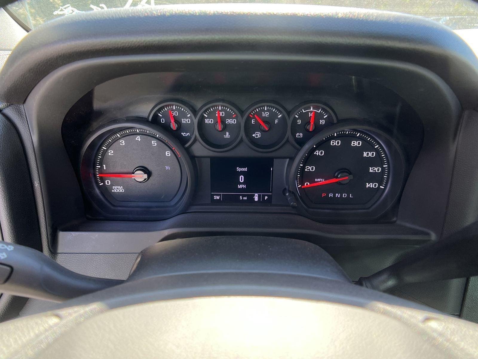 New 2025 Summit White GMC Pro image 24